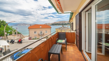 Apartman Sanja s balkonem a vyhledem na more