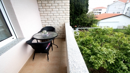 Trilužkovy pokoj Albina 3 s balkonem v klidne oblasti