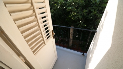 Apartman Karolina 1 s balkonem