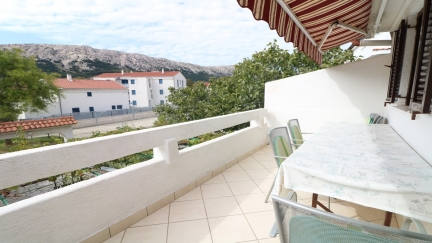 Apartman Tomasic 15 s terasou a blizko plaže