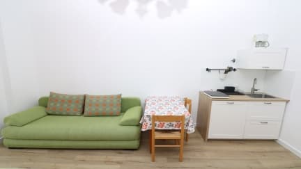 Studio Apartment Cavrak R. 5 with Terrace & Sea View