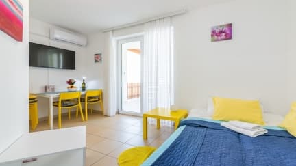 Apartman Lovorka 7