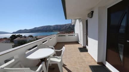 Apartman Goga 3 u mirnom dijelu mjesta