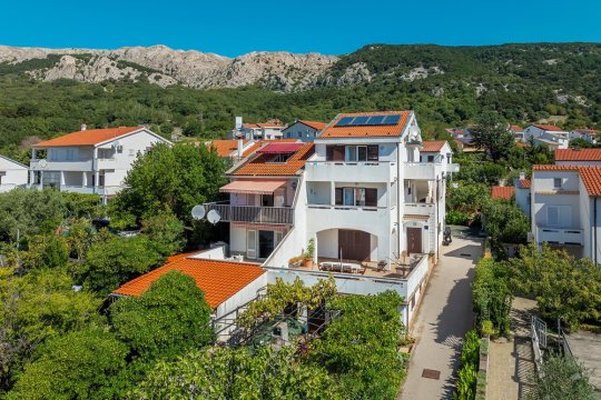 Apartman Goga 1 s terasom i pogledom na more