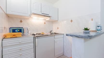 Apartman Marin 2 s pogledom na more