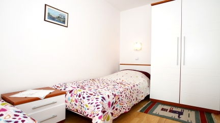 Apartament Polonijo Red z przestronnym tarasem w cichej okolicy
