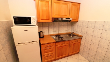 Apartman Nada A2+1 s terasom i pogledom na more