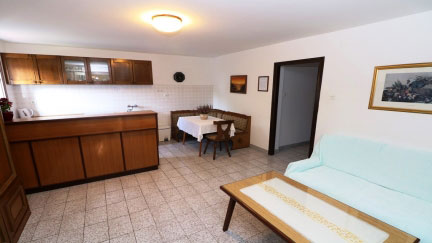 Apartman Jagoda A3+1 s 2 spavace sobe i balkonom