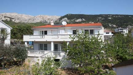 Apartment Polonijo with a large terrace and sea view