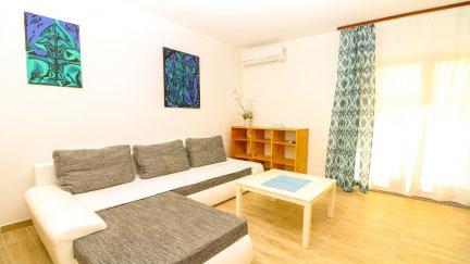 Apartment Reljic A4 with 2 Double Rooms and Terrace