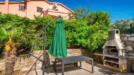 Doppelzimmer Stanka mit Terrasse und Gartenblick