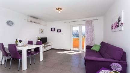 Apartment Vlahinic 1 mit Balkon und MeersblickView