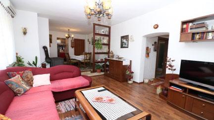 Apartman Tancabelic 2 s vrtom i u blizini plaze