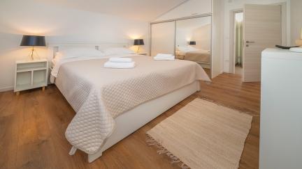 Apartman uz bazen - Anabella 2B