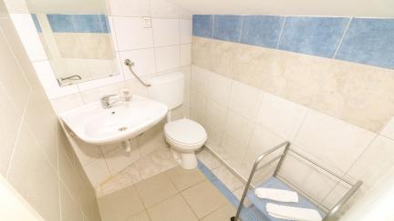 Apartman Marija 4 s 2 dvokrevetne sobe i terasom