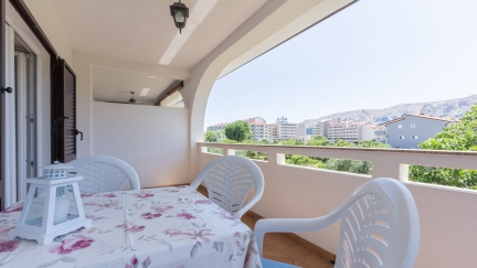 Apartment Beti A/4+1 with Terrace