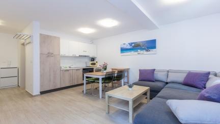 Apartman Ivi s balkonom