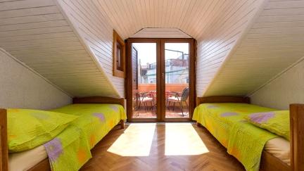 Apartament Neva z tarasem i widokiem na morze