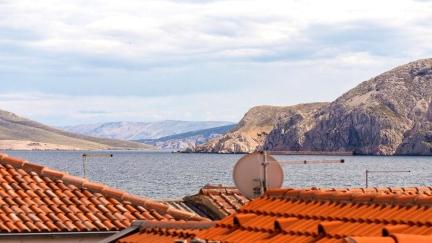 Apartment Neva with Terrace and Sea View