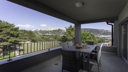 Apartment Kovac 2 mit Terrasse und Meerblick