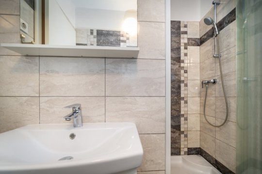 Apartman Igor s terasom i pogledom na more