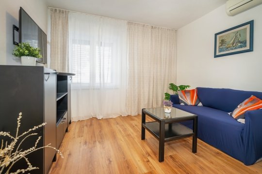 Apartman Igor s terasom i pogledom na more