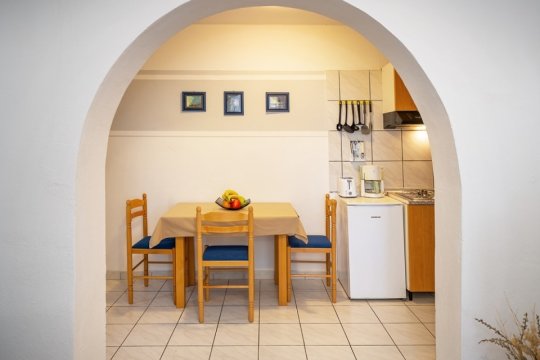 Apartman Igor s terasom i pogledom na more