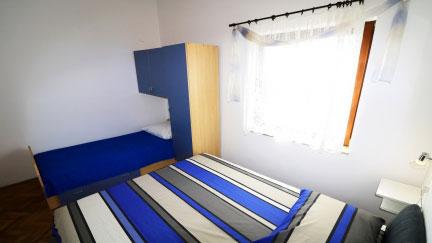 Apartman Licia s terasom i pogledom na more