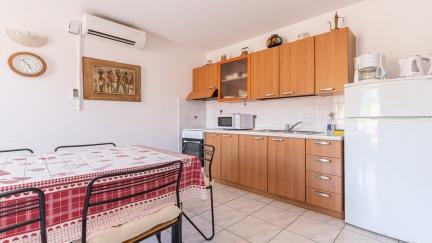 Apartma Marija z balkonom