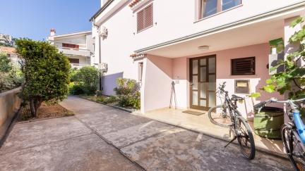 Apartma Marija z balkonom