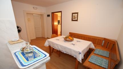 Apartman Marin 1 s pogledom na more