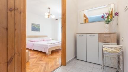 Apartman Meri 3 s dvokrevetnom sobom i terasom