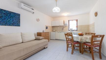 Apartman Meri 3 s dvokrevetnom sobom i terasom