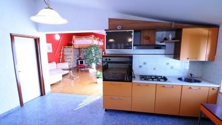 Apartman Juranic 1 s velikom terasom