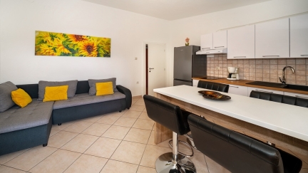 Apartman Dujmovic 2 s balkonom