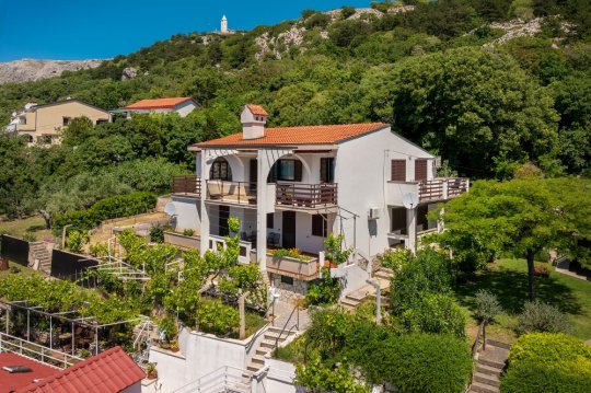 Dvokrevetna soba Jasna 2 sa zajedničkim balkonom i pogledom na more