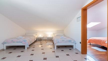 Apartman Lovorka 5