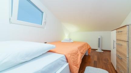 Apartman Lovorka 5