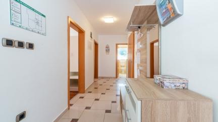 Apartman Lovorka 5