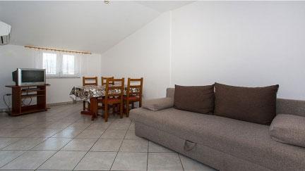 Apartment Roberta 1B mit Terrasse und mit Meerblick
