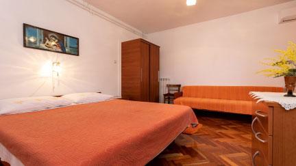 Double Room Mira 1 with Balcony and Extra Bed