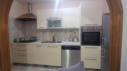 Apartman Lidija 3 s tri spavaće sobe