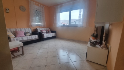 Apartman Lidija 3 s tri spavaće sobe