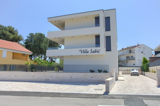 Deluxe Apartment Sabic 3 by the sea
