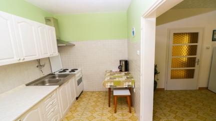 Apartman Branko A4 s 2 dvokrevetne sobe i terasom