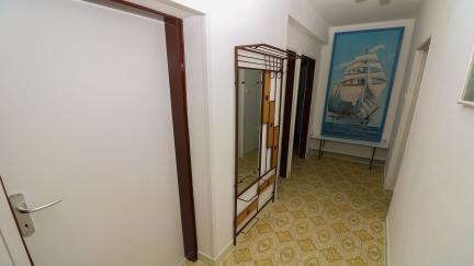 Apartment Branko A4 with 2 Double Rooms and Terrace