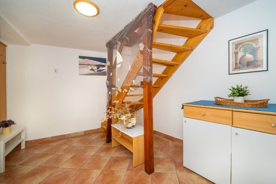 Apartment Placa with Balcony and Sea View