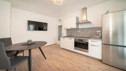 Apartman Gerta 4 s balkonom i pogledom na more