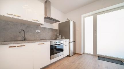 Apartman Gerta 4 s balkonom i pogledom na more