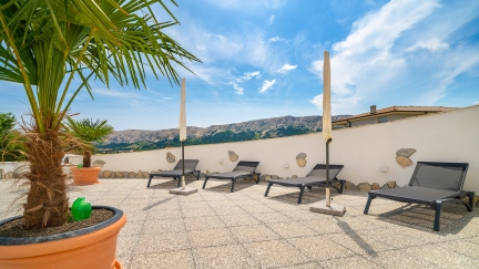 Apartman Gerta 1 s balkonom i pogledom na more